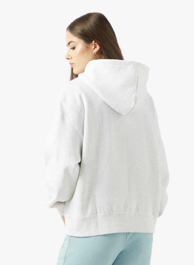 بوما هودي أساسي بتصميم شعار عصري